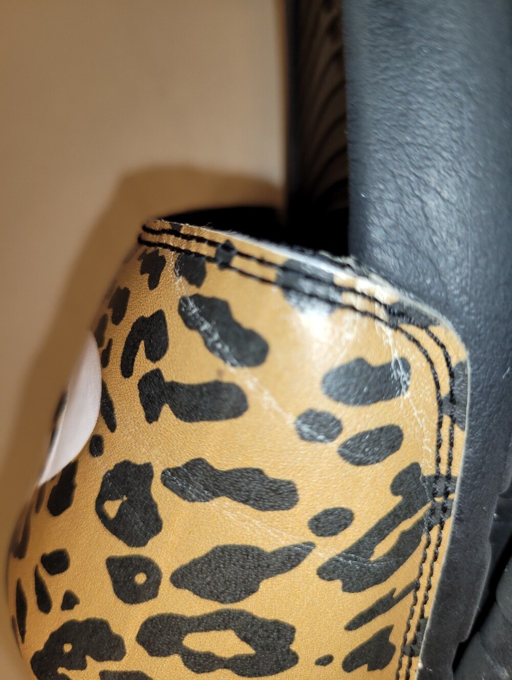 Nike Leopard-Print Slide Sandals - Black & Tan - Size 9 - Picture 7 of 8